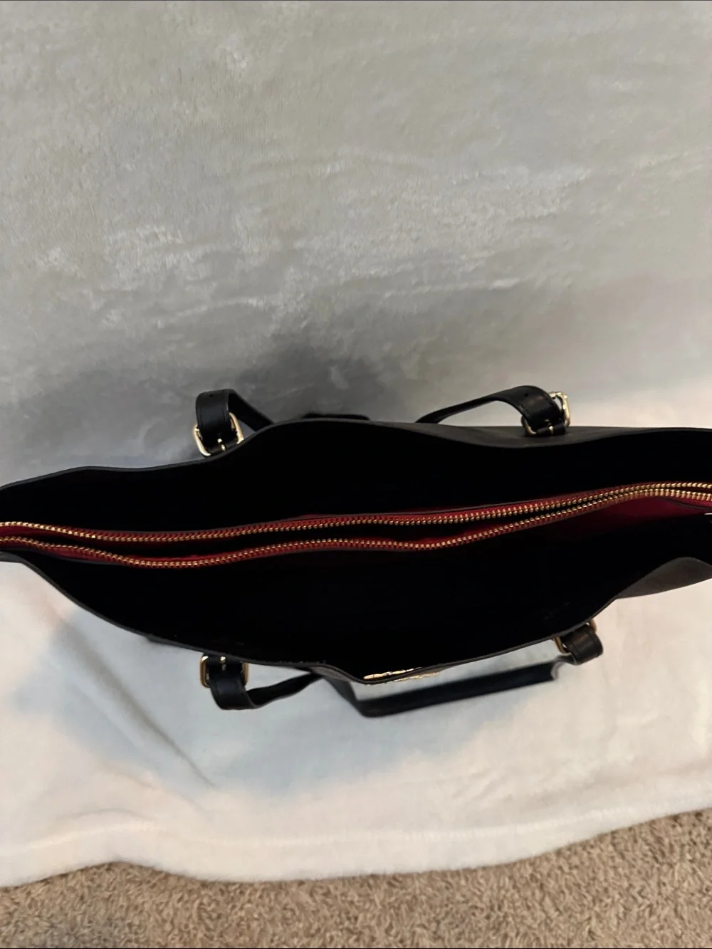 Coach Mollie Tote 25 in Signature Canvas Tote